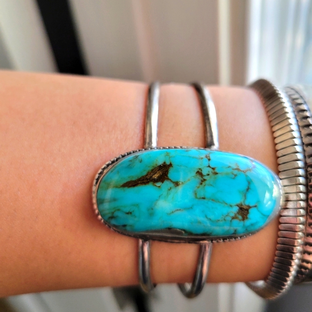 Vintage Sterling Silver Turquoise Cuff Bracelet